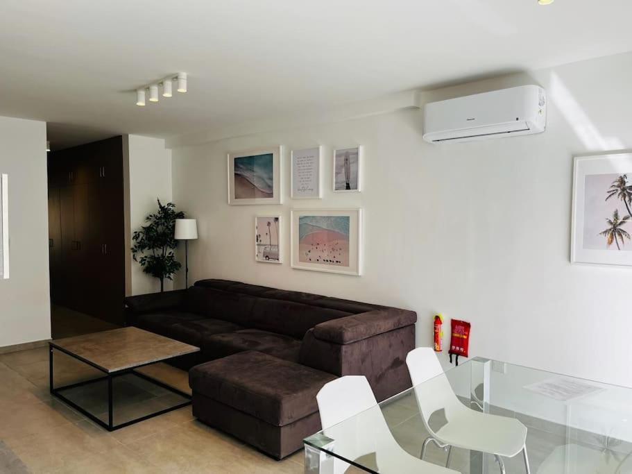 Sliema, Apt7, Stylish 2 Bedroom Apartment With Parking Exterior foto