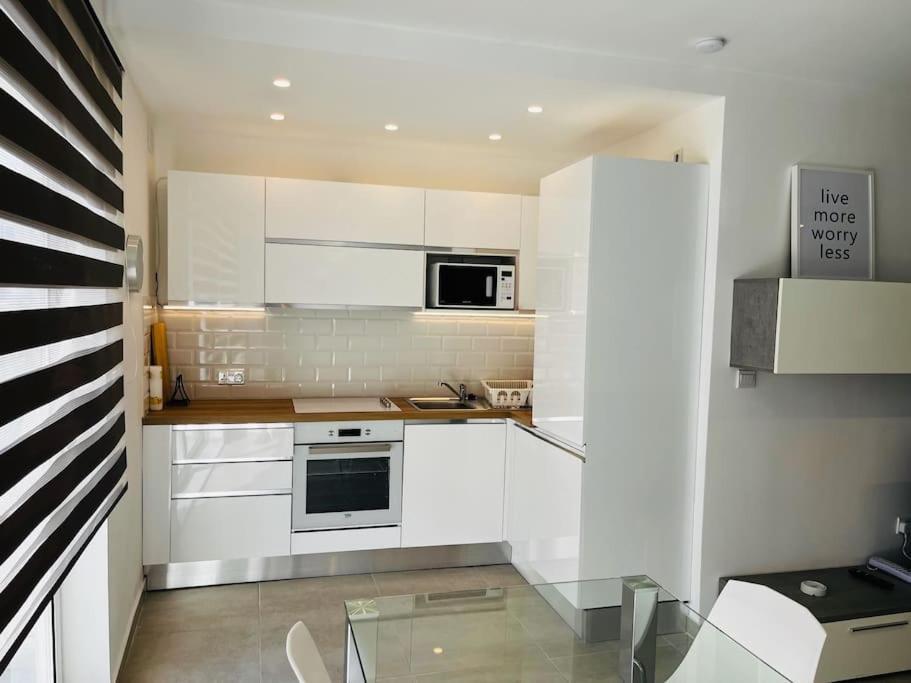 Sliema, Apt7, Stylish 2 Bedroom Apartment With Parking Exterior foto
