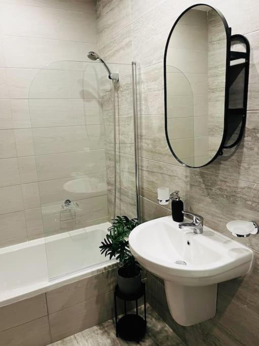 Sliema, Apt7, Stylish 2 Bedroom Apartment With Parking Exterior foto
